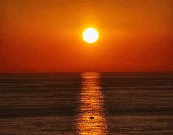 Perëndimi zbukuron Durrësin – Rama ndan fotografitë