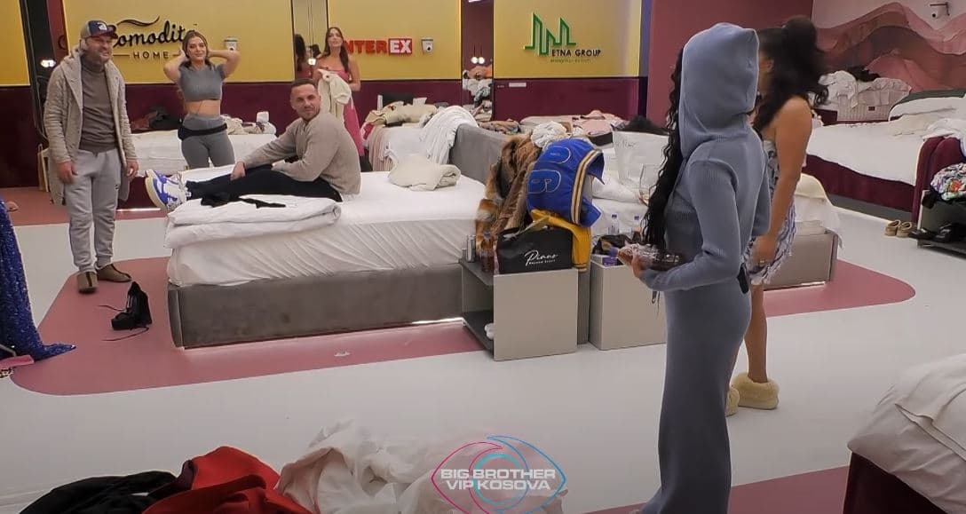 Edi ka një kërkesë specifike ndaj Anisës (VIDEO)
