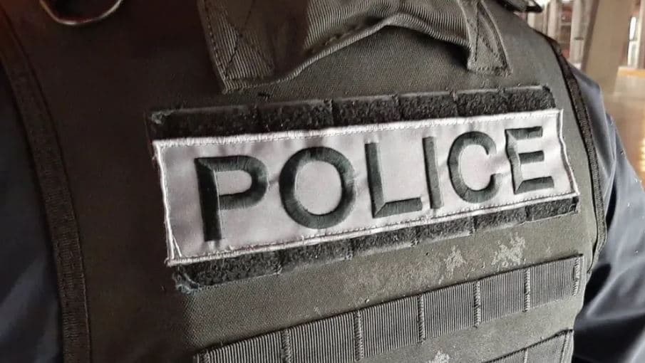 Të shtënat në Francë lënë pesë të plagosur, shkaktojnë përleshje mes 600 personave