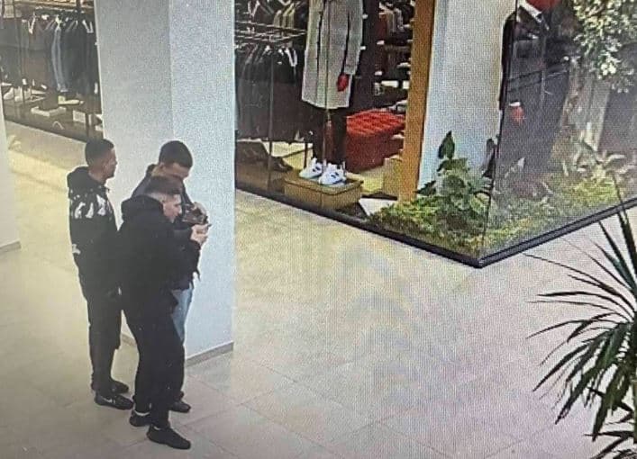Shpërdoruan pasurinë e huaj, policia kërkon ndihmë në identifikimin e tre të dyshuarve