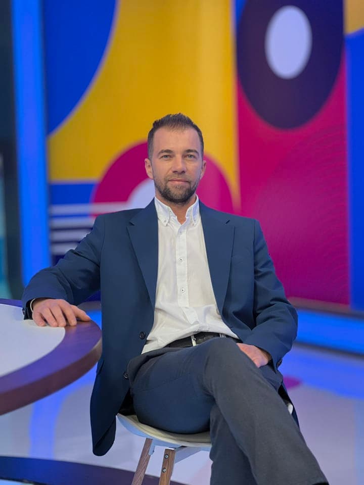Ministria e Drejtësisë apo "kujdestaria" e spektakleve televizive?