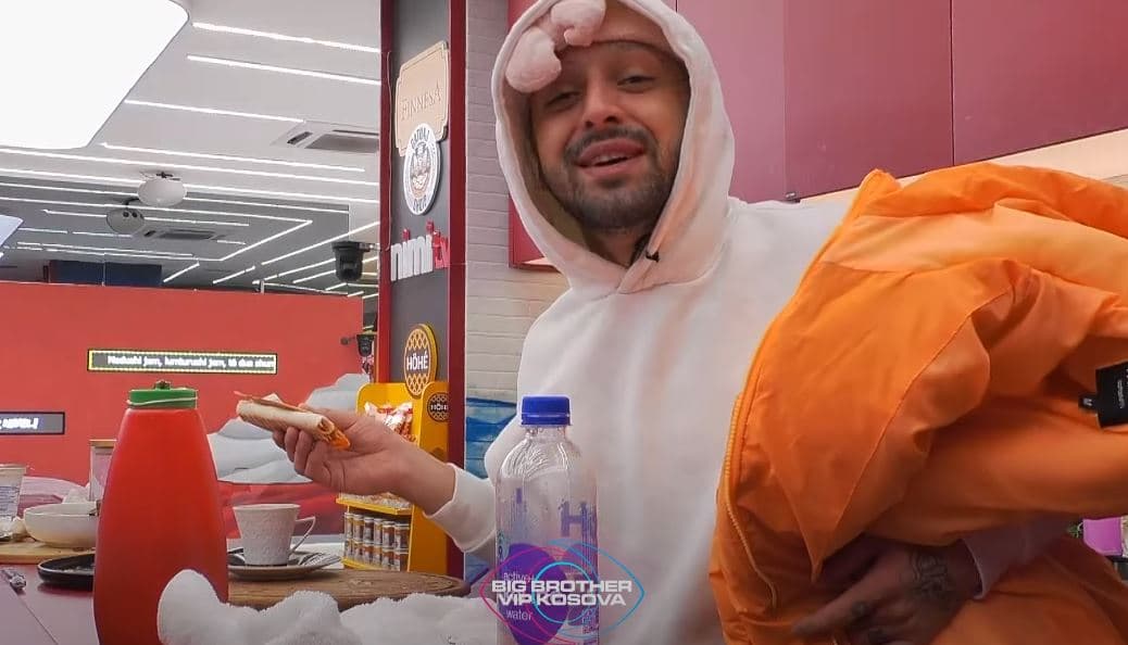 “Krisja e raportit”, Gjesti i këndon Xhenetës (VIDEO)