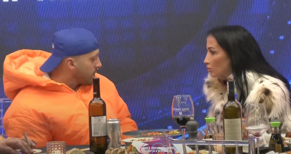 "Ke ndryshuar shumë", vazhdon diskutimi mes Gjestit dhe Xhenetës (VIDEO)