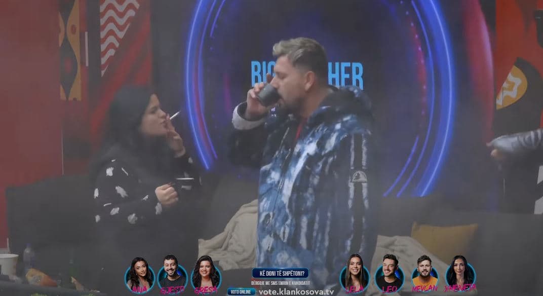 Banorët shijojnë “Prince Caffe”, nisin mëngjesin në humor të mirë (VIDEO)