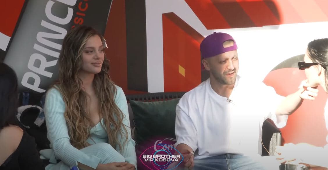 Gjesti "vërshohet" nga kërkesat e vajzave (VIDEO)