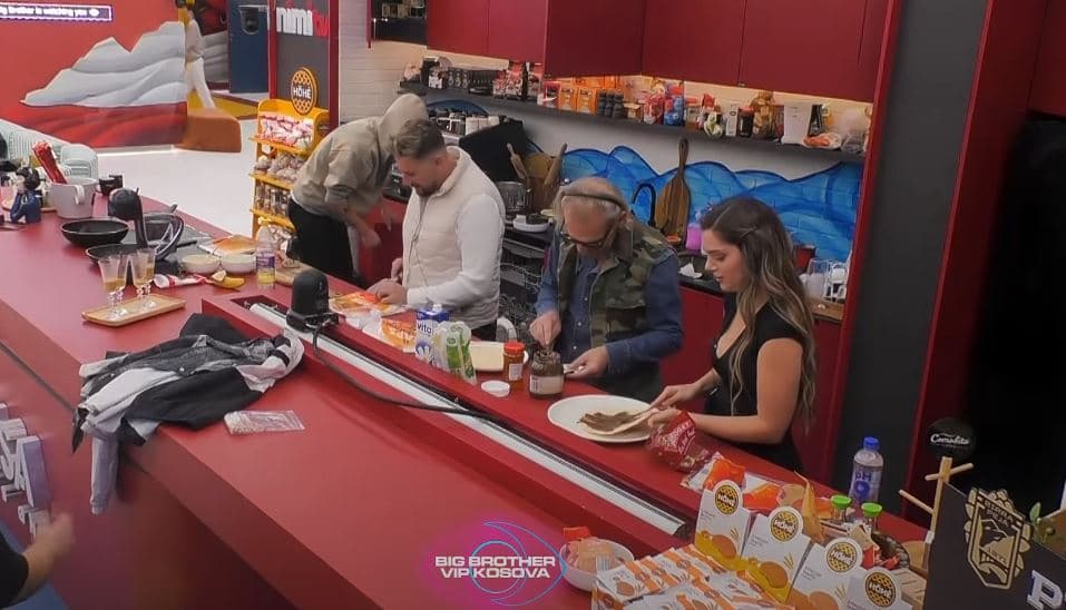 Lelës i "thyhet" zemra, sherr Leo (VIDEO)