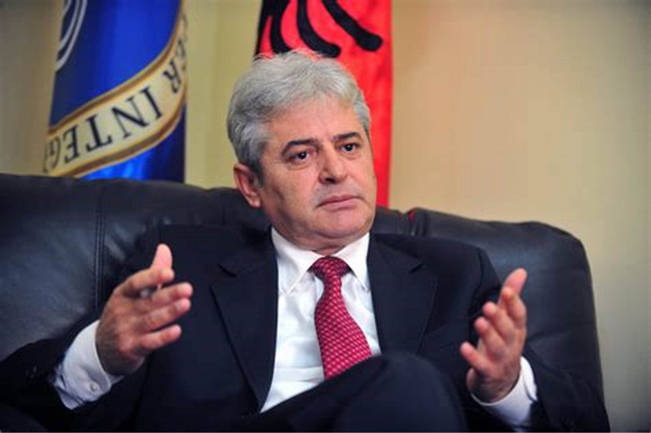 VLEN kërkesë Ali Ahmetit: Na garanto tërheqjen nga politika nëse humb zgjedhjet!