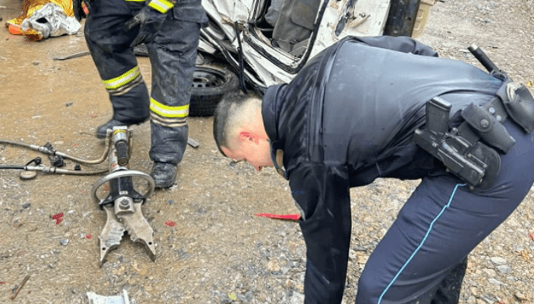 Pamje nga aksidenti në rrugën Kaçanik-Hani i Elezit, ku humbi jetën një grua (FOTO)