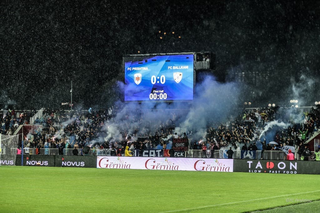 Cila skuadër kosovare ka më shumë tifozë në stadium?