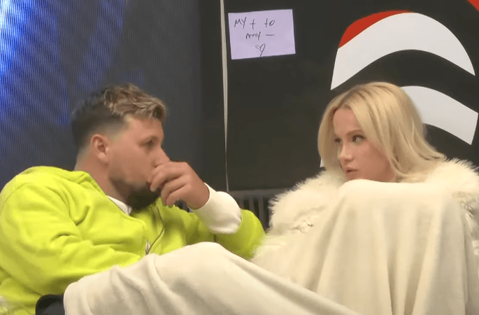 ''Ça të penalizoi?'', Sara pyet Mevlanin çka e bëri të nominohej (VIDEO)