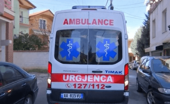 Sherr me thika te shkolla “Fan Noli” në Tiranë, vdes një 14-vjeçar