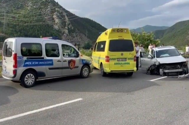 Shoferi kosovar shkakton aksident me fatalitet në Milot-Morinë – arrestohet