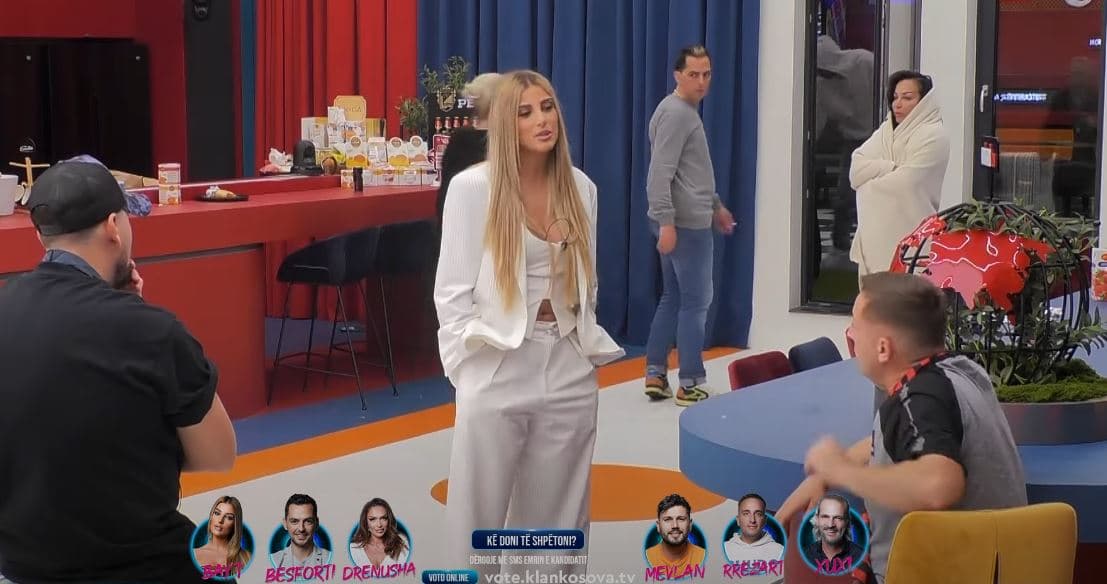 Bay T-Rezit: Ti nuk je në rregull zotëri (VIDEO)