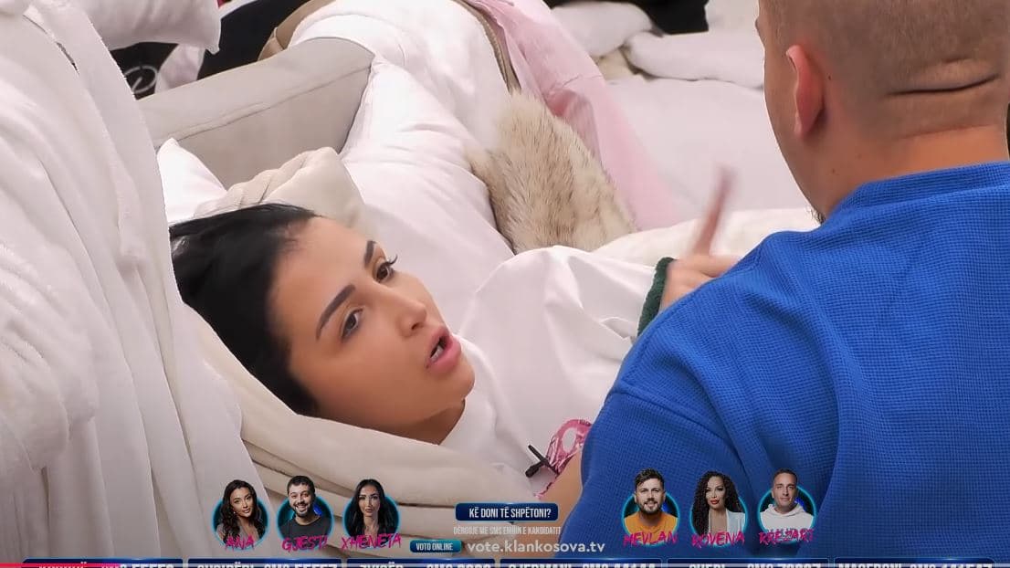 Burimi i kërkon falje për shuplakën, por Xheneta refuzon: “Largohu dhe mos fol me mua” (VIDEO)