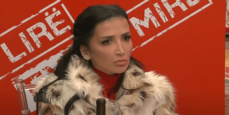 Xheneta e ashpër me Drilonin: S'du t'merrem me ty se për një javë t'qes jashtë (VIDEO)
