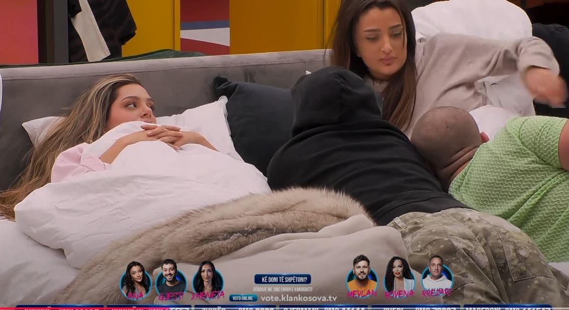 Ana e zë ngushtë Leon, e pyet nëse ka pëlqim për Lelën, në prani të saj - Ja si u përgjigj ai (VIDEO)
