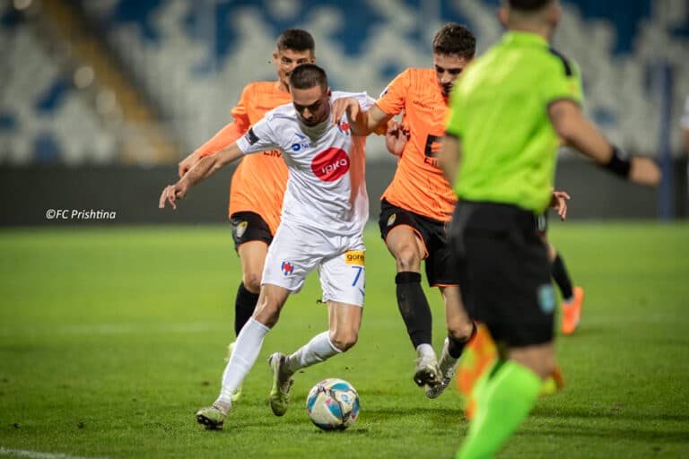 Dy ndeshje tejet interesante sot në Superligë, vëmendja te Prishtina - Ballkani
