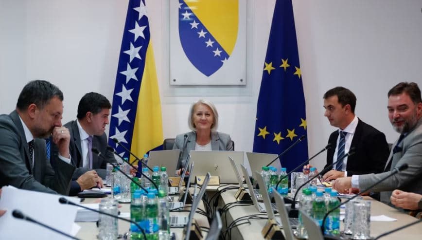 Anulohet samiti i liderëve të rajonit dhe BE-së në Bosnje, dështoi tenderi për organizim