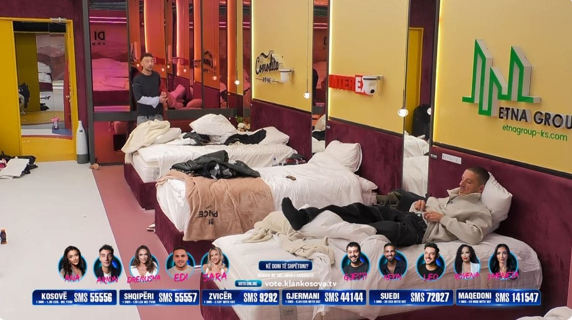 Vullneti dhe Arioni vazhdojnë lojën, shtiren kinse po debatojnë (VIDEO)