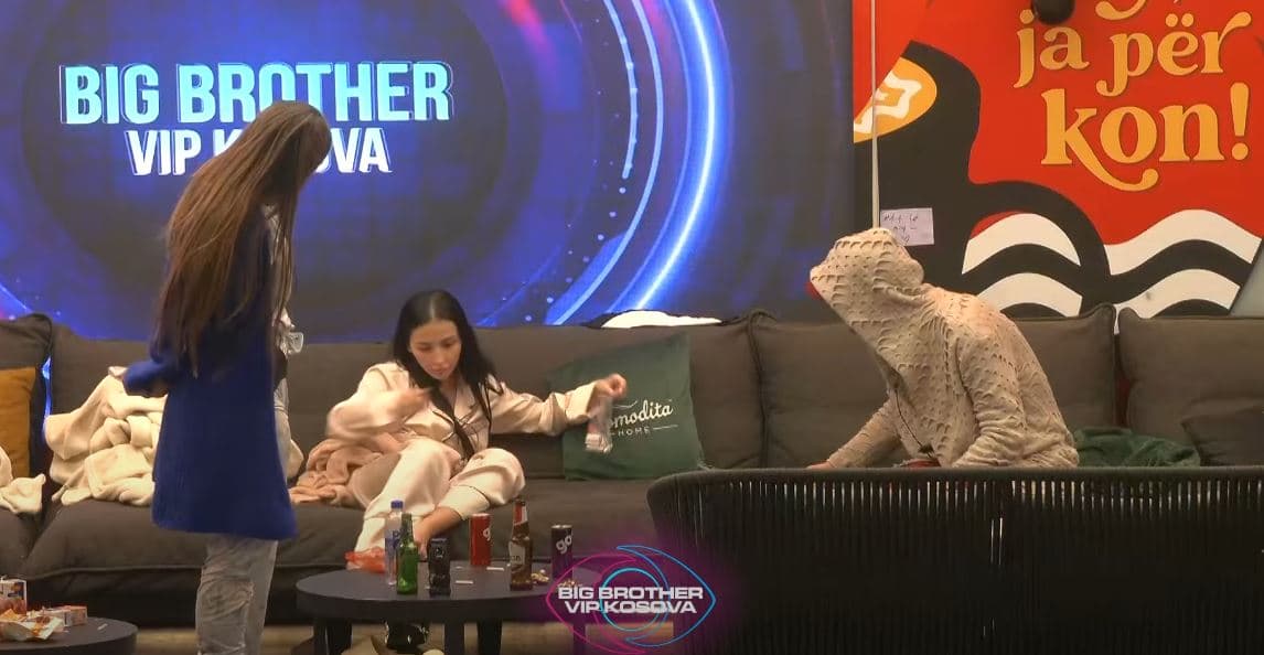 'Veç edhe një fjalë të keqe ma thua' Gjesti-Xhenetës: Do të tregoj një sekret për ne të dy (VIDEO)