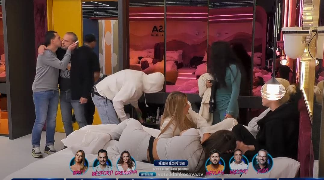 Xuxi-Besfortit: Po më dhimbsesh që po nervozohesh me Rezin (VIDEO)