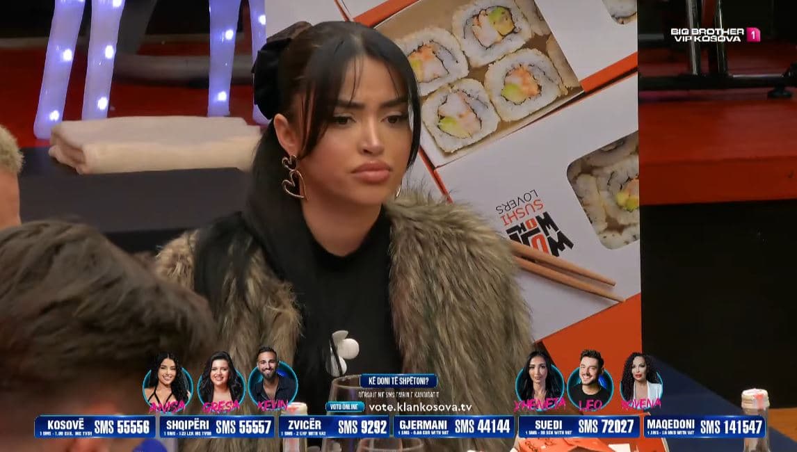 Anisa merr një pyetje që nuk e priste në darkën e të nominuarve, kështu përgjigjet ajo