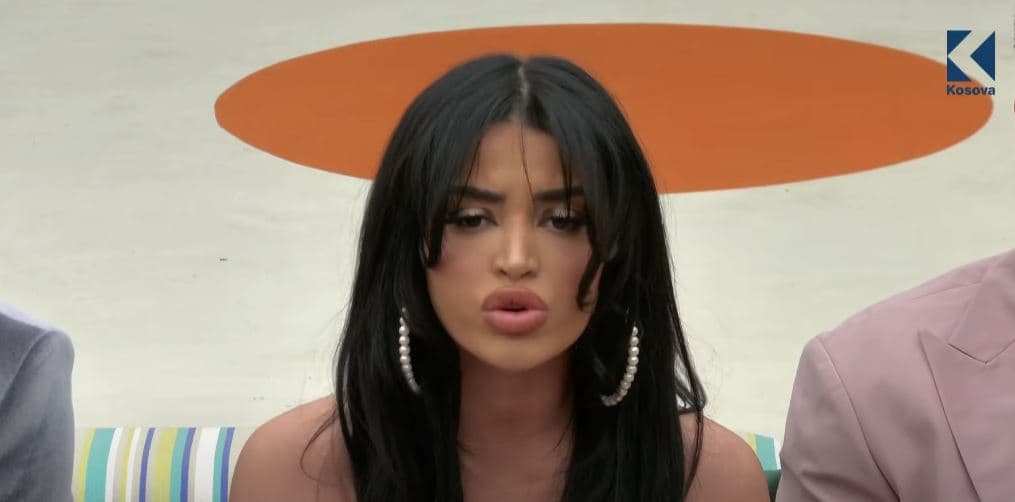 Anisa pretendon se Ana ishte në lidhje para se të hynte në Big Brother