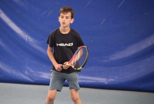Fortian Iseni, emri shqiptar që po premton në tenis