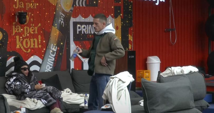 Vullneti dëgjon muzikën dhe kërcen (VIDEO)