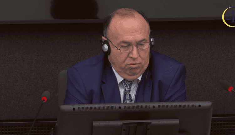 Bashota: Thaçi nuk ka mundur të lëshojë urdhra për veprimet ushtarake
