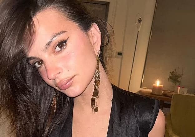 Emily Ratajkowski, vjen e bukur dhe e thjeshtë