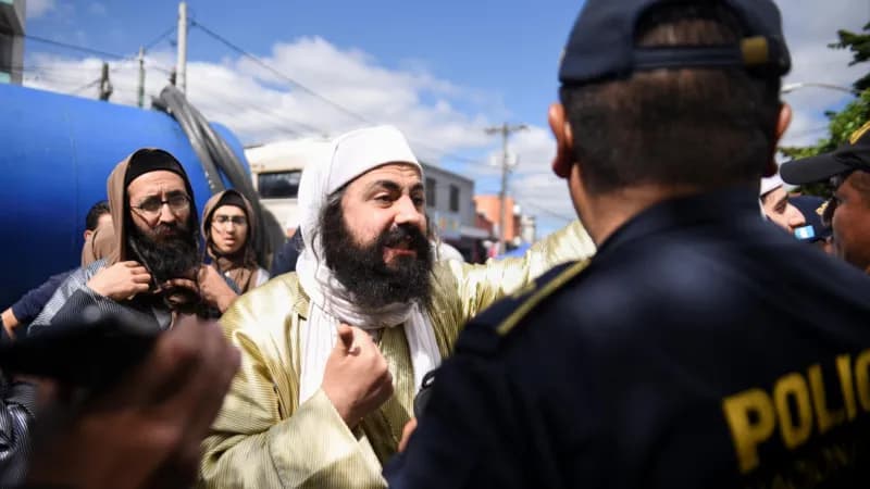 Policia e Guatemalës përleshet me sektin hebre, shkak abuzimi me mbi 160 fëmijë