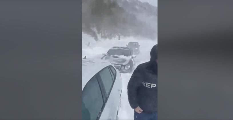 Rruga për në Prevallë e bllokuar, banorët ankohen se nuk u pastrua as sot (PAMJE)