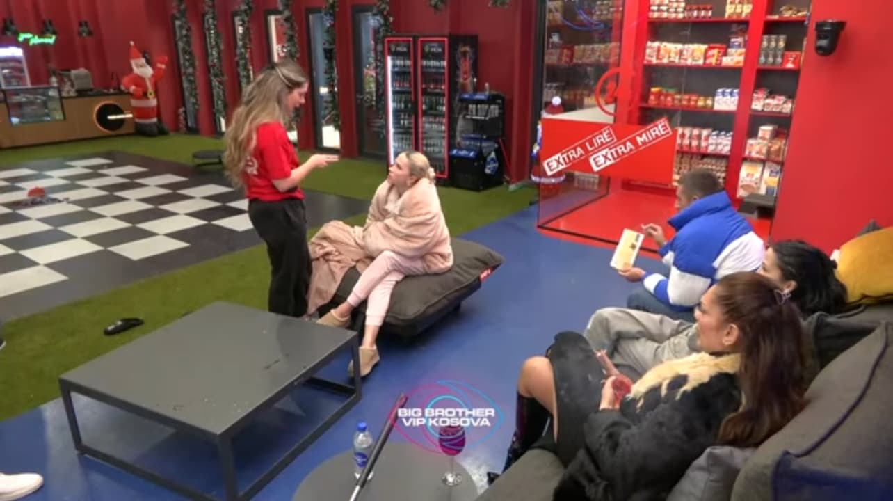 Sfida e kapitenit, "mollë sherri" mes Sarës, Lelës dhe Xhenetës (VIDEO)