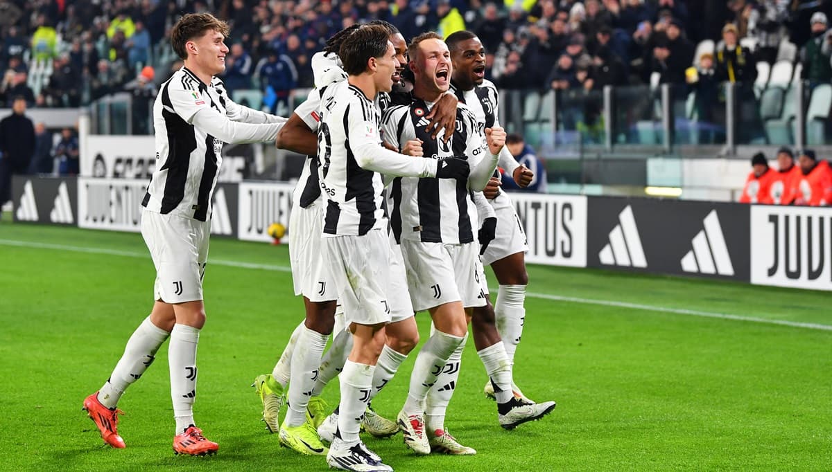 Juventusi e kalon lehtë Cagliarin, siguron çerekfinalen e Kupës