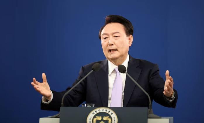 Yoon zëvendëson ministrin e mbrojtjes, parlamenti i Koresë së Jugut lëviz për ta votuar shkarkimin