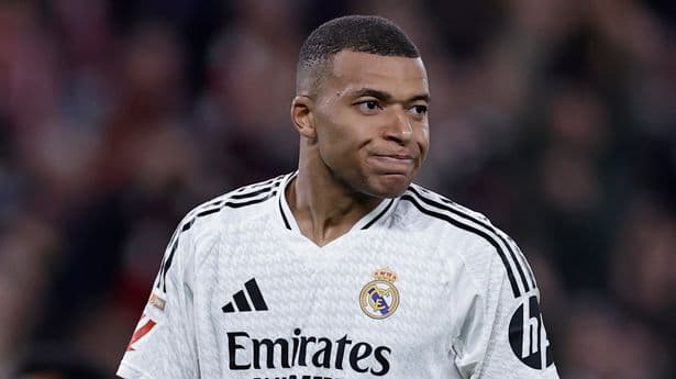 29 milionë nënshkruajnë peticionin "Mbappe ik!"?