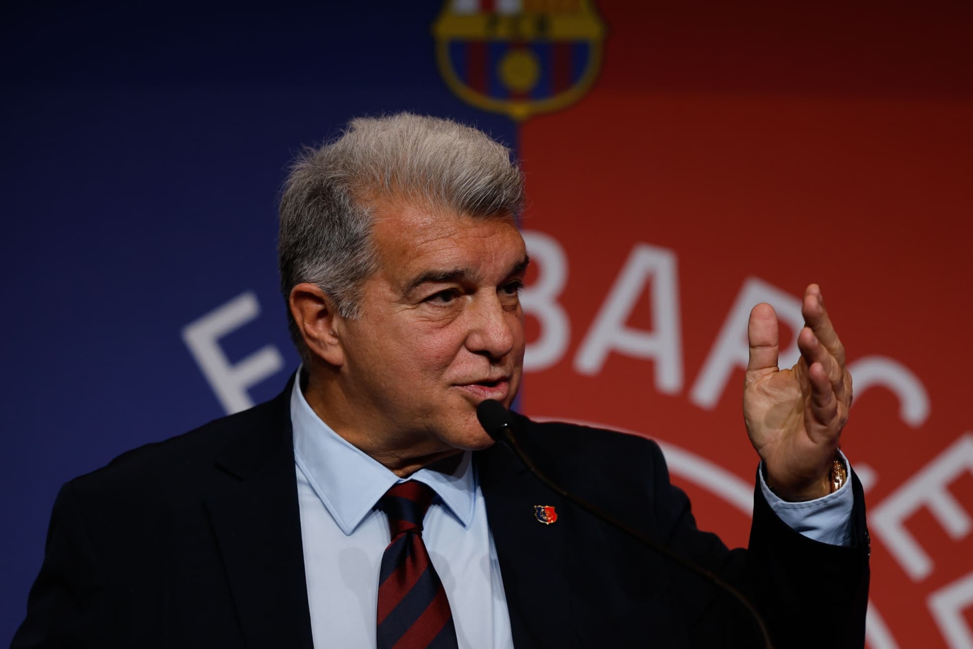 Barcelona siguron 100 milionë euro për regjistrimin e Dani Olmos dhe Pau Victor