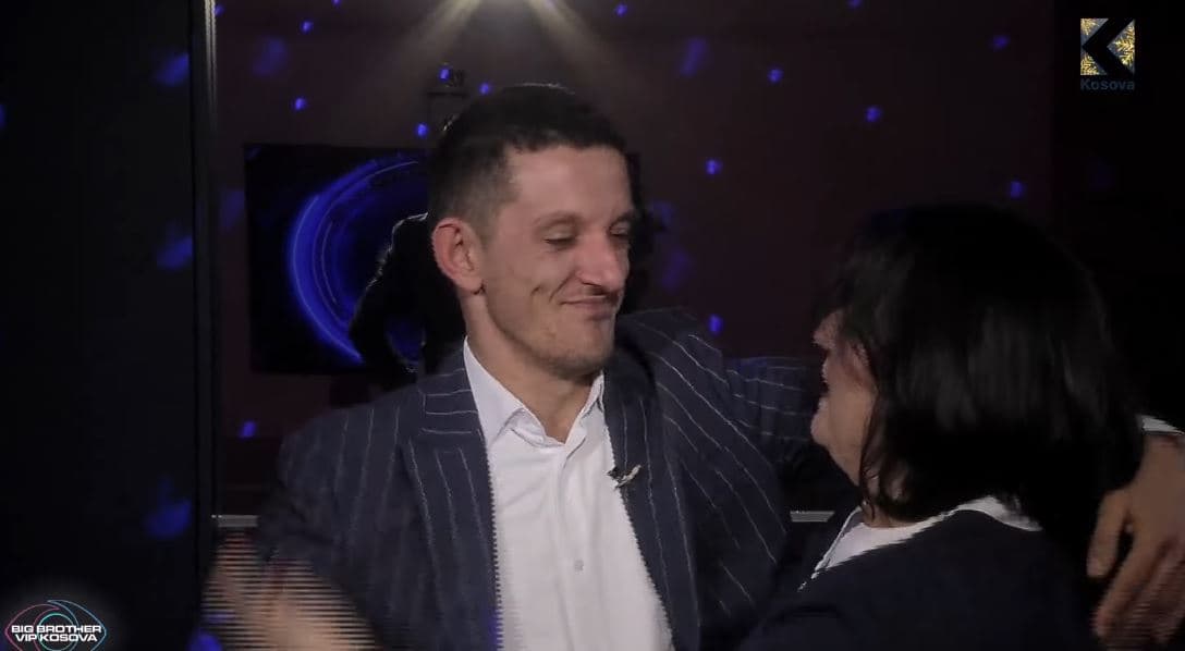 “Të dua edhe më shumë”, motra i jep mbështetje Vullnetit pas rrëfimit të tij