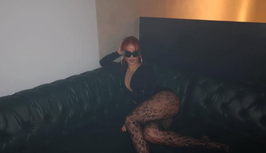 Rina Balaj glamuroze në paraqitjen e fundit