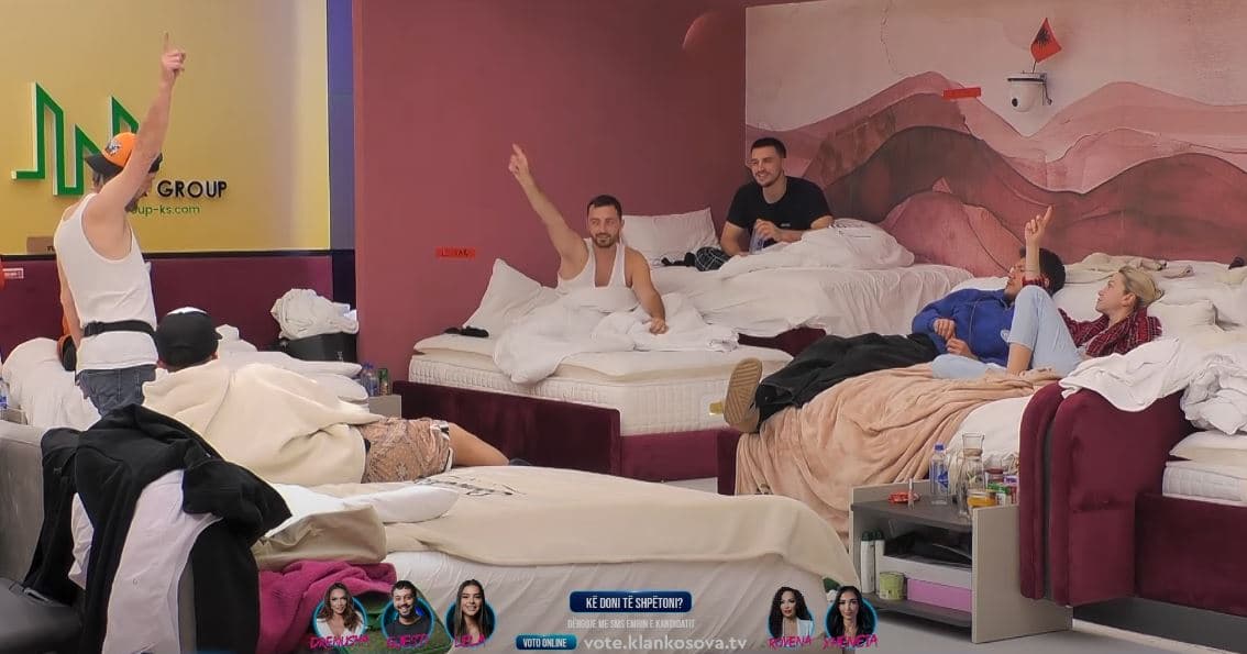 Xuxi me super disponim në orët e hershme të mëngjesit (VIDEO)