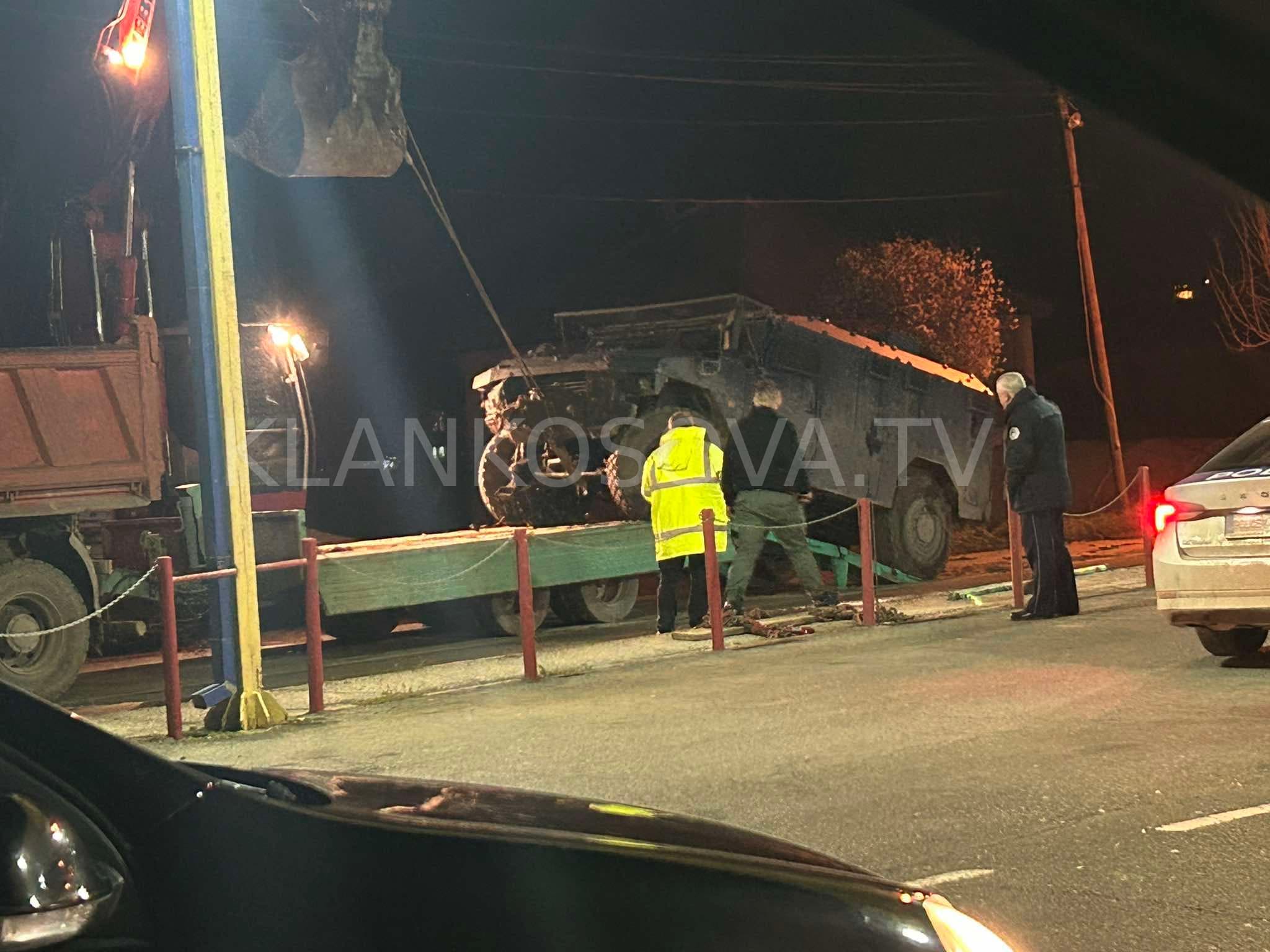 Tërhiqet automjeti i Policisë që u vetaksidentua në Grabovc të Zveçanit (VIDEO)