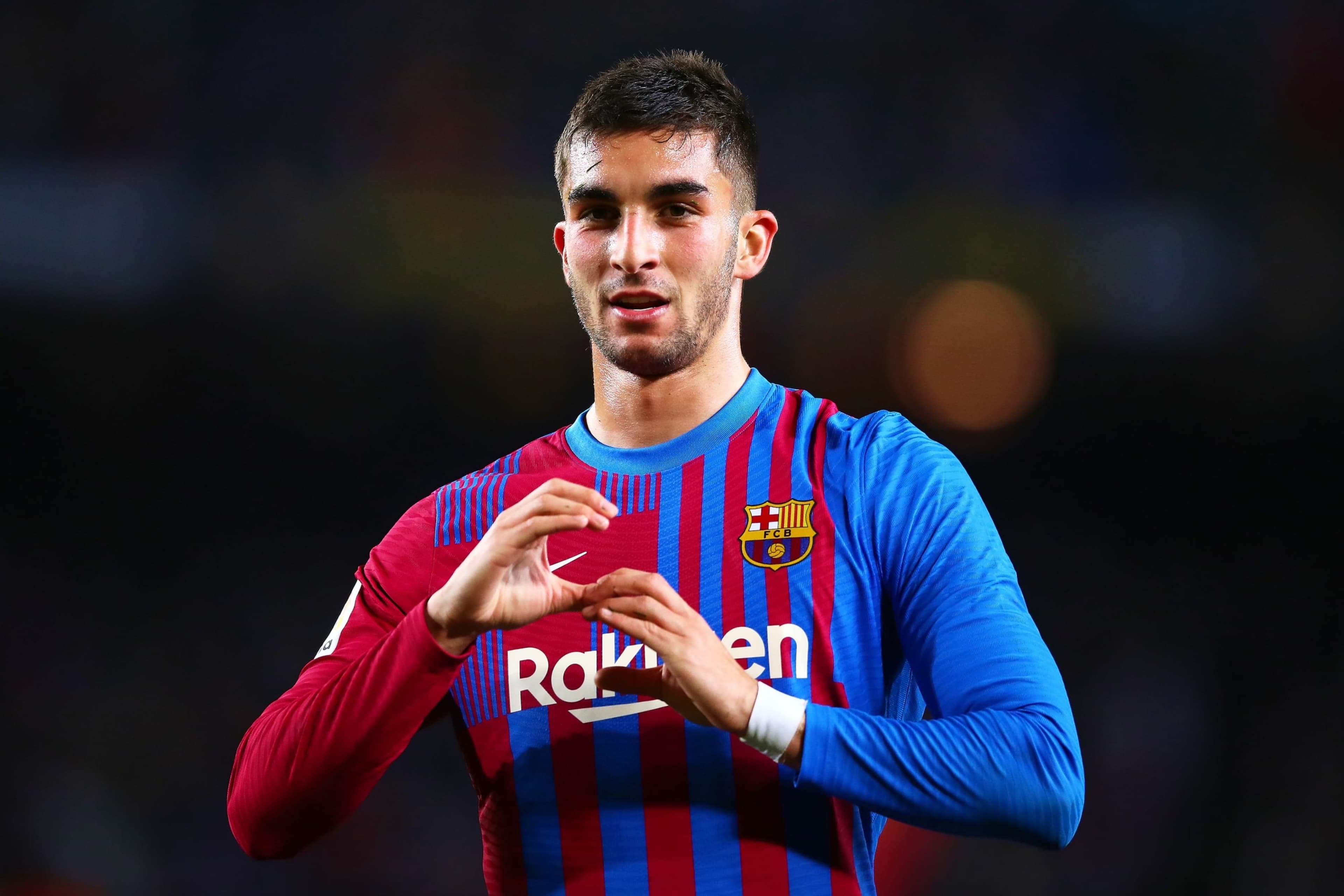 Barcelona e fiton trillerin ndaj Dortmundit