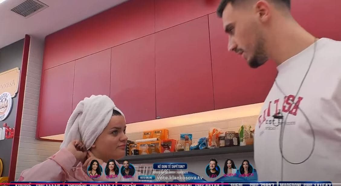 Gresa, Fitimit: A ke ardh këtu të krijosh lidhje me Xhenetën a? (VIDEO)