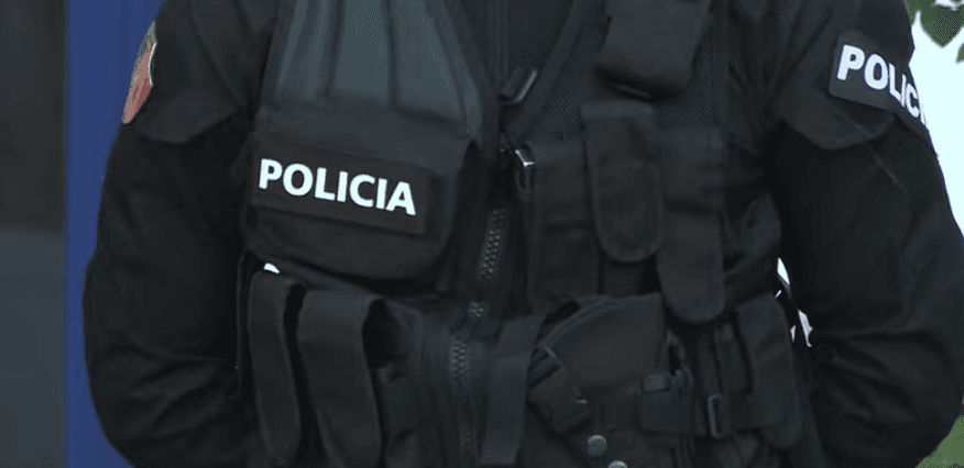 Shqipëria arreston 163 efektivë, 444 punonjës policie në prokurori