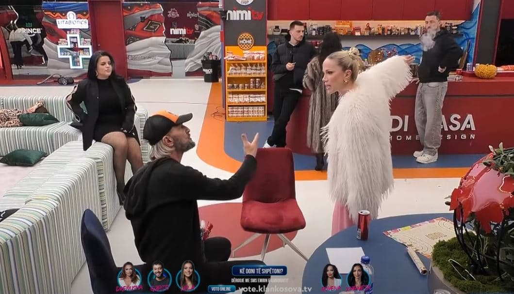 Debat me tone të larta mes Xuxit dhe Sarës, shkak aktrimi (VIDEO)