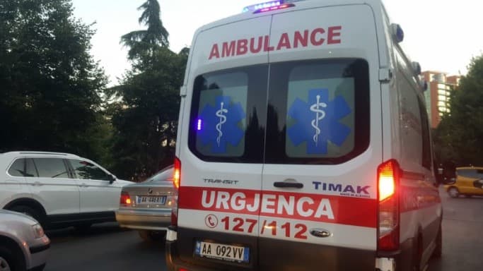 Mirëmbajtësja gjendet e vdekur në ambientet e shkollës 9-vjeçare në Elbasan