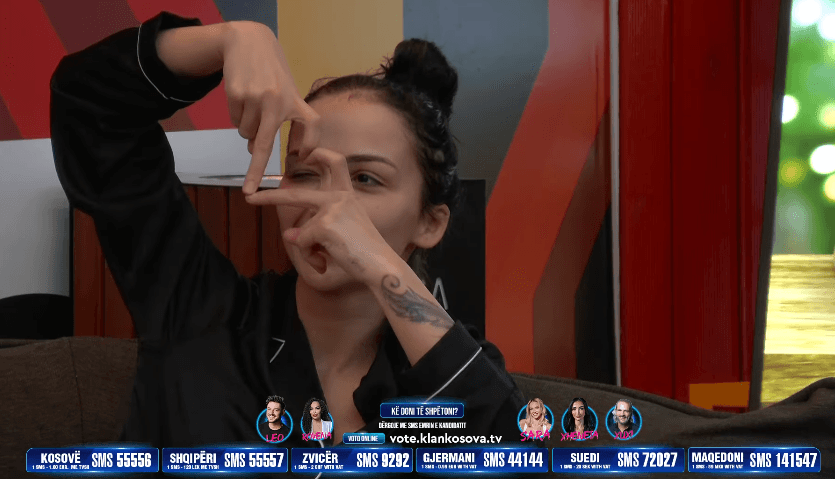 Gjesti ndez atmosferën në shtëpi, ja reagimi i banorëve (VIDEO)