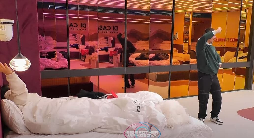 Vullneti dhe Gresa këndojnë hitin e Vesa Lumës (VIDEO)
