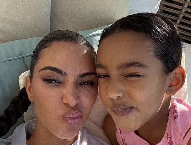 Ja si e uroi për ditëlindje Kim Kardashian vajzën e saj